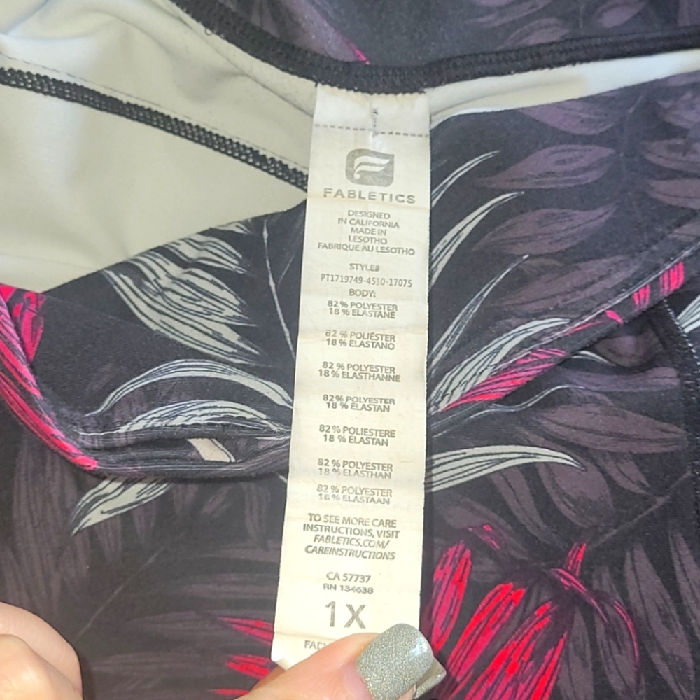 Fabletics Set - Picture 7 of 7